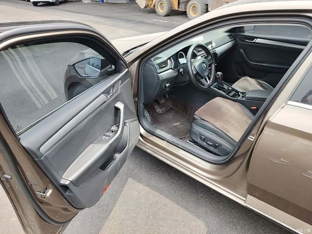 Skoda Superb, 2018 16