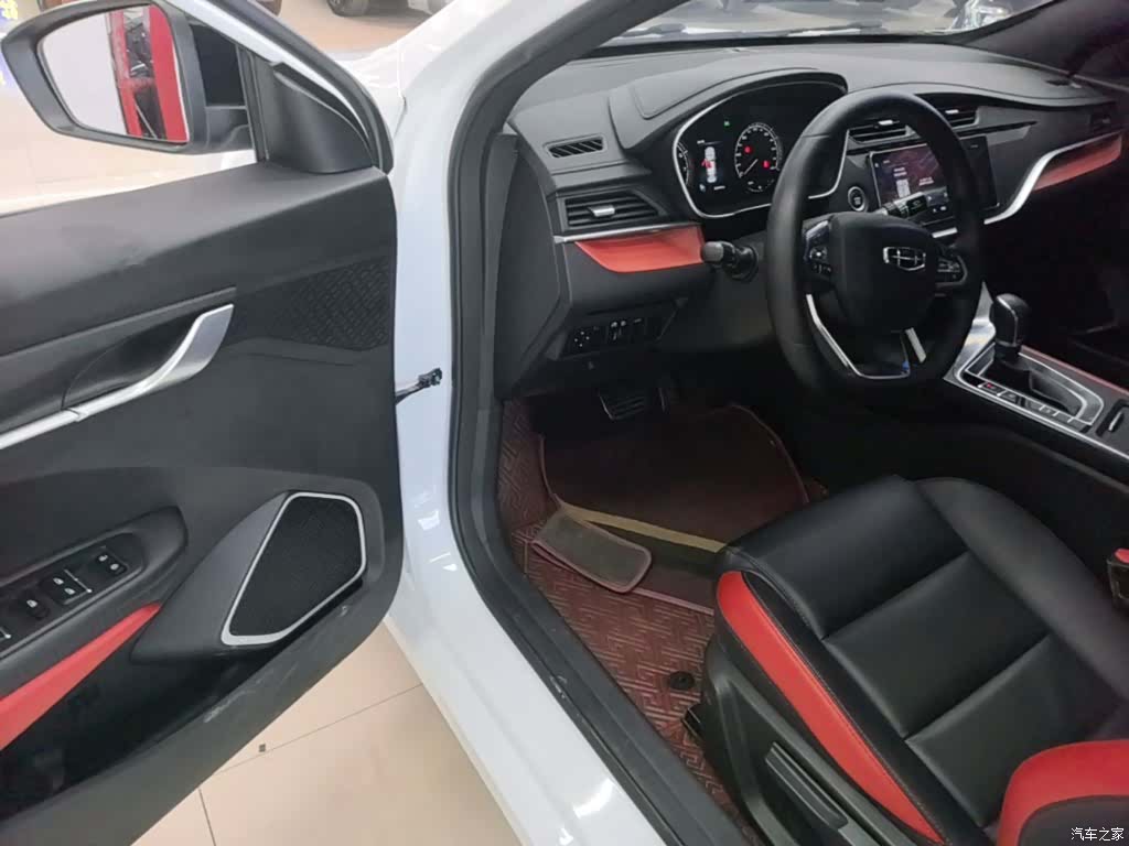 Geely Binray, 2022 16