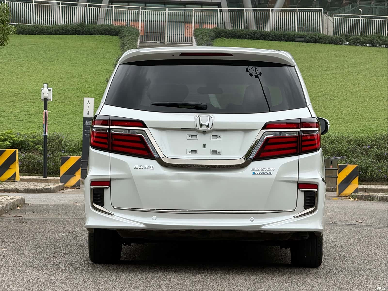 Honda Elysion, 2021 все фото