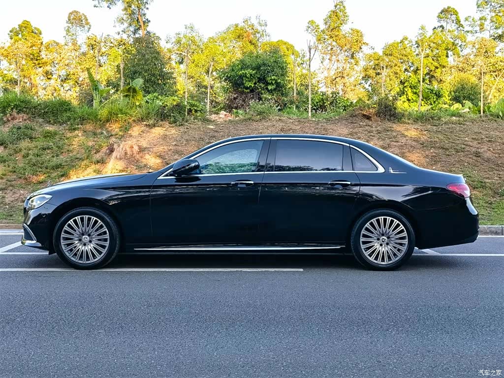 Mercedes-Benz E-Class, 2021 4