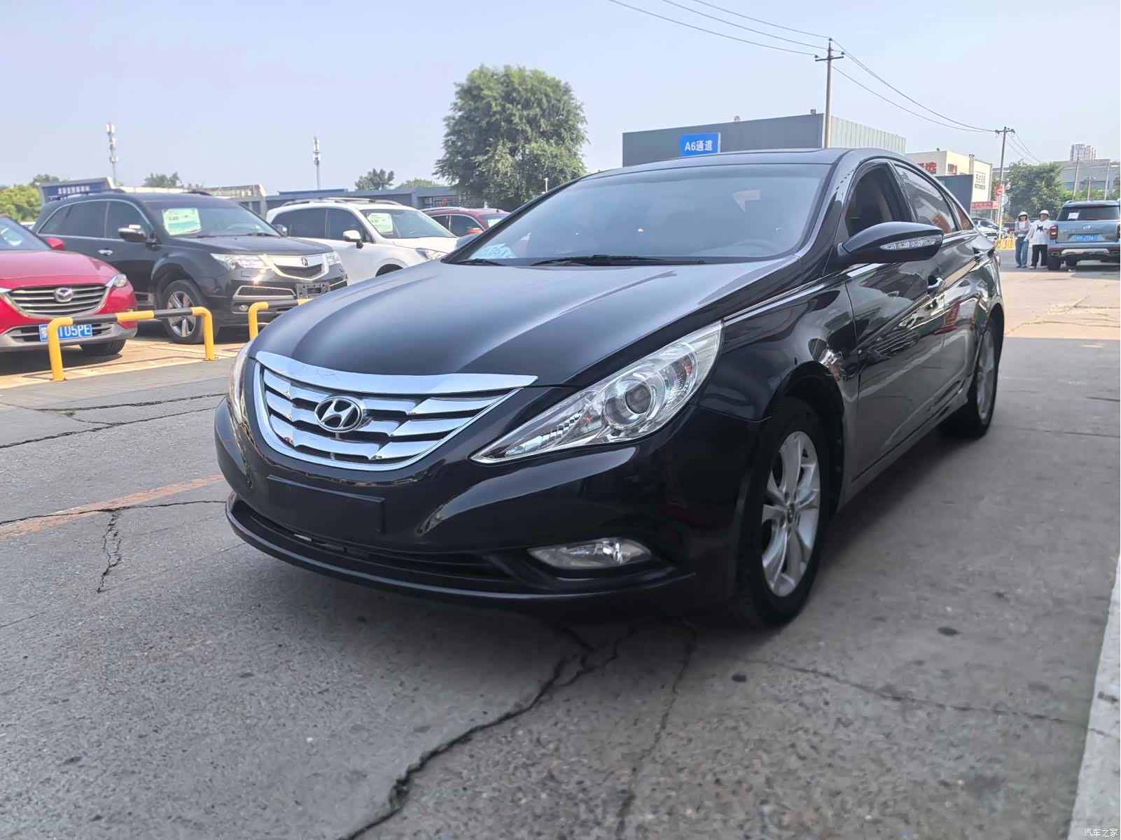 Hyundai Sonata, 2012 1