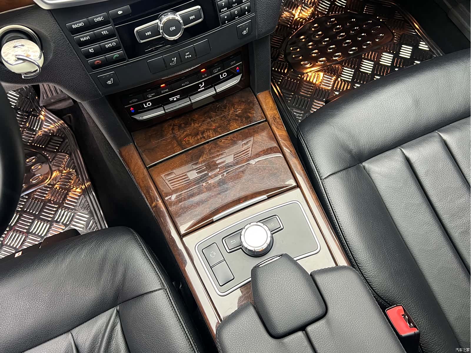 Mercedes-Benz E-Class, 2013 13
