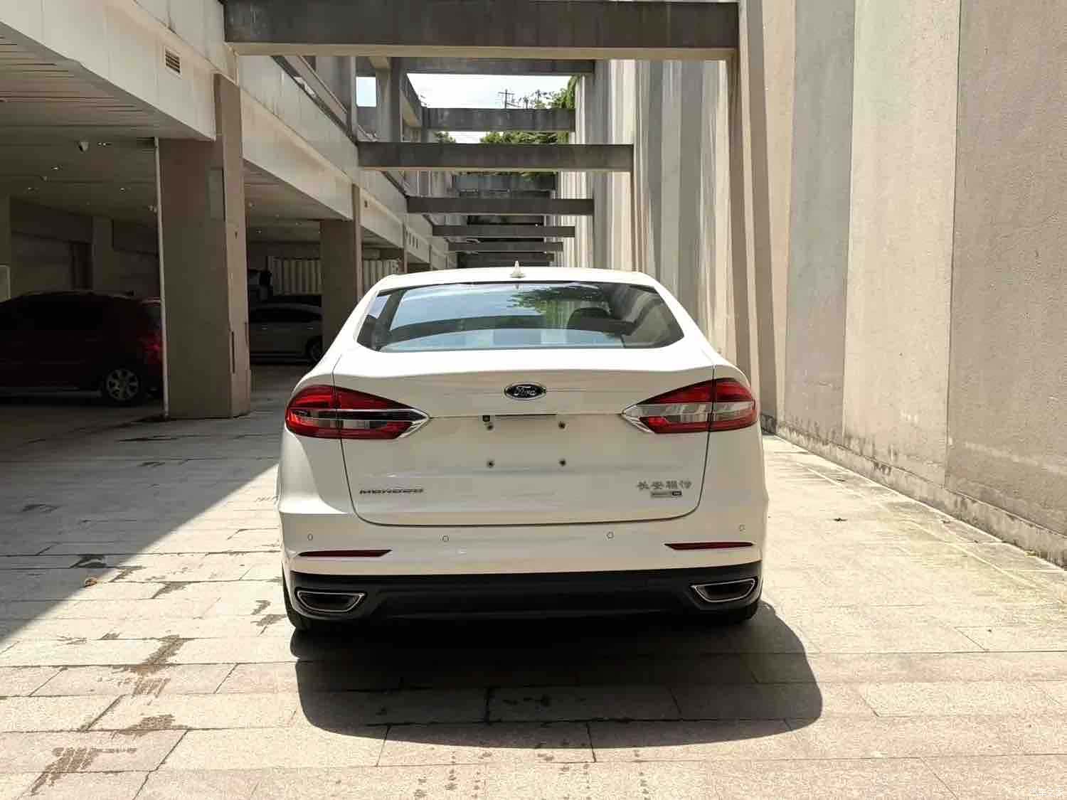 Ford Mondeo, 2020 8