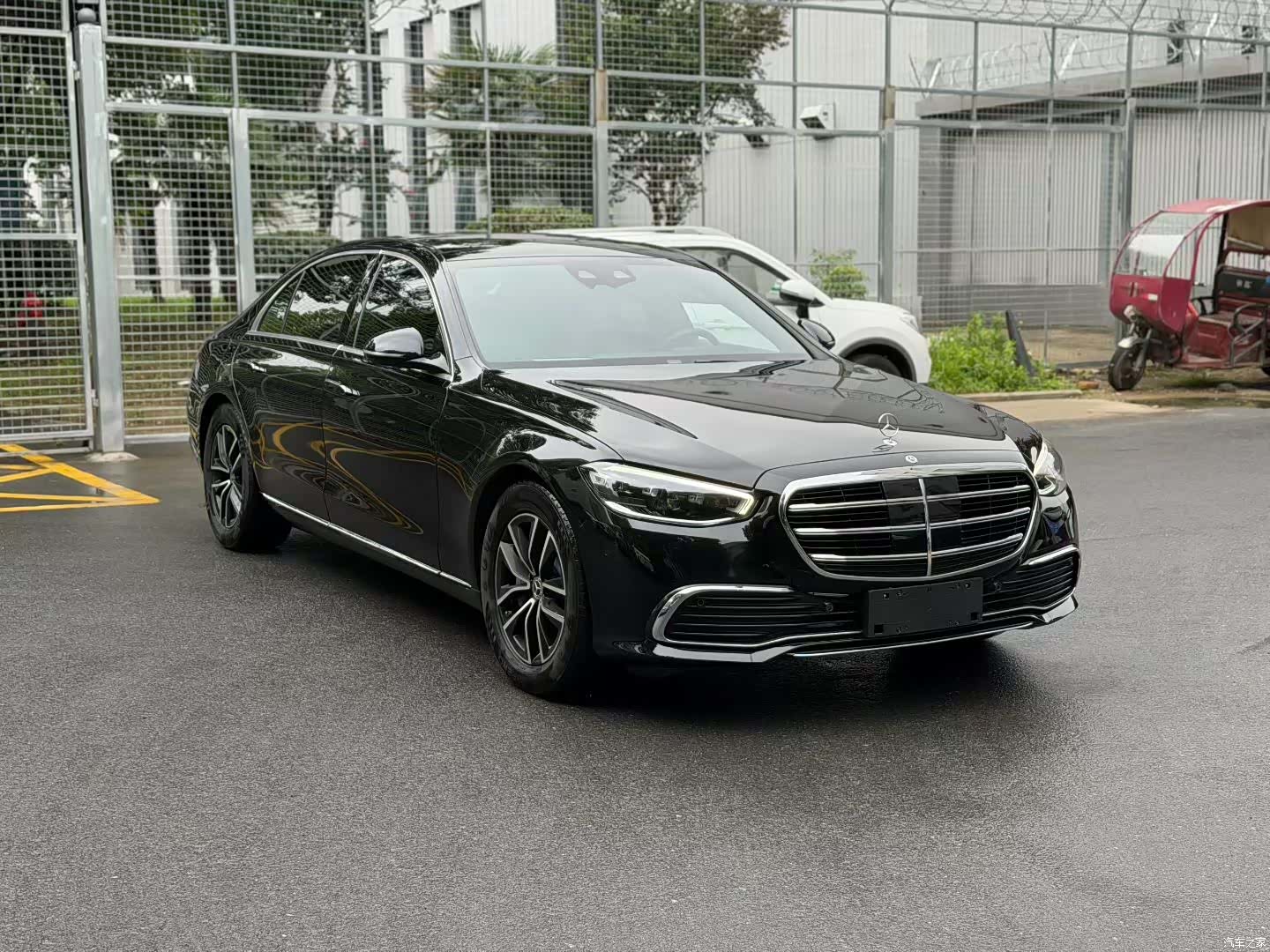 Mercedes-Benz S-Class, 2021 3