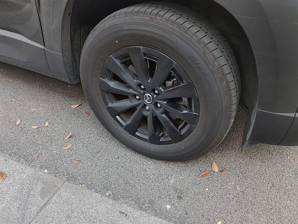 Mazda CX-50 line also