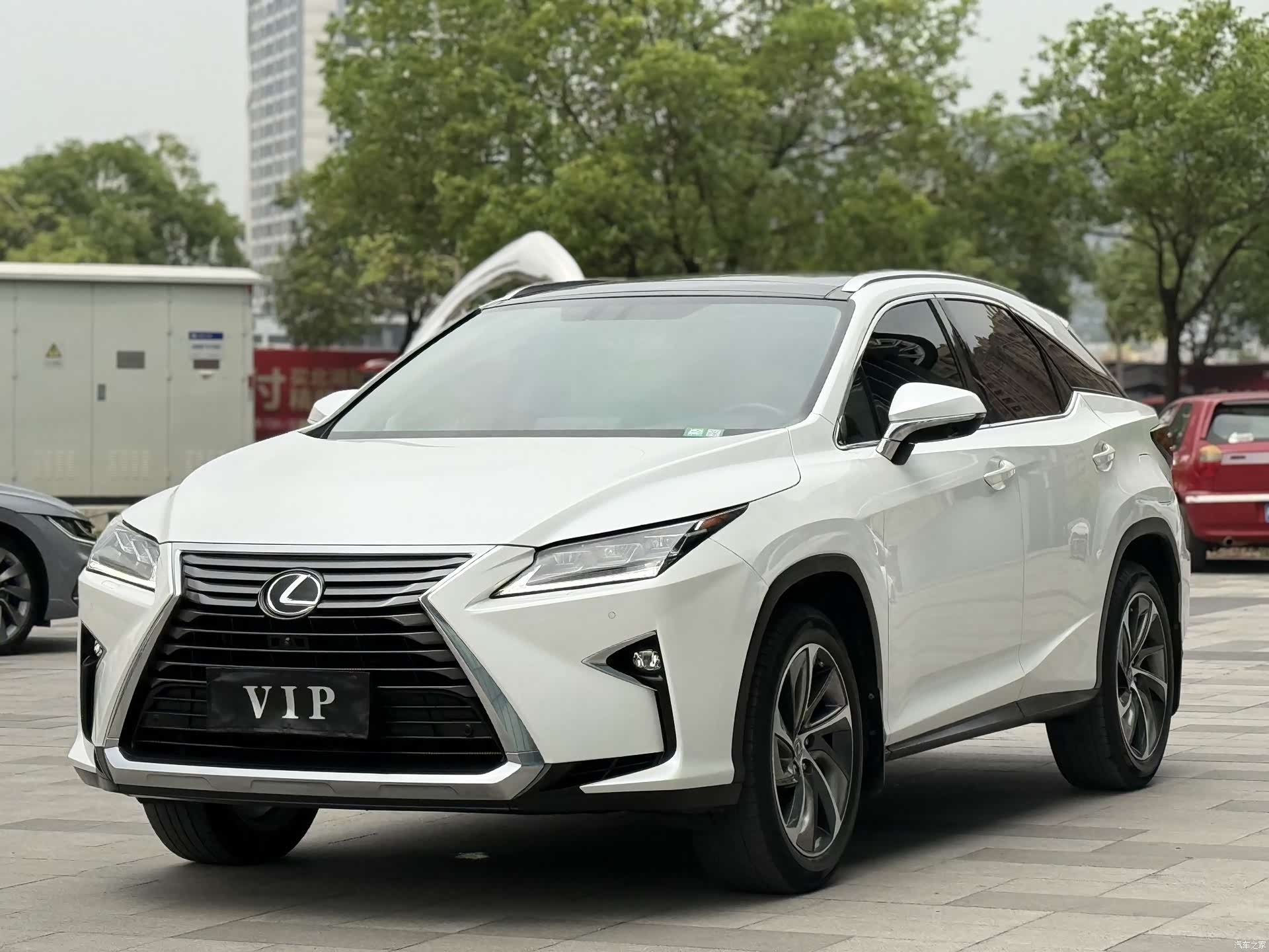 Lexus RX, 2017 1