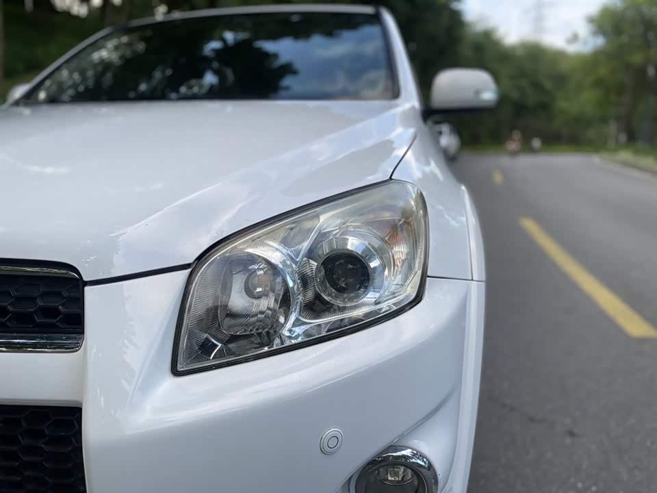 Toyota RAV4 Rongfang