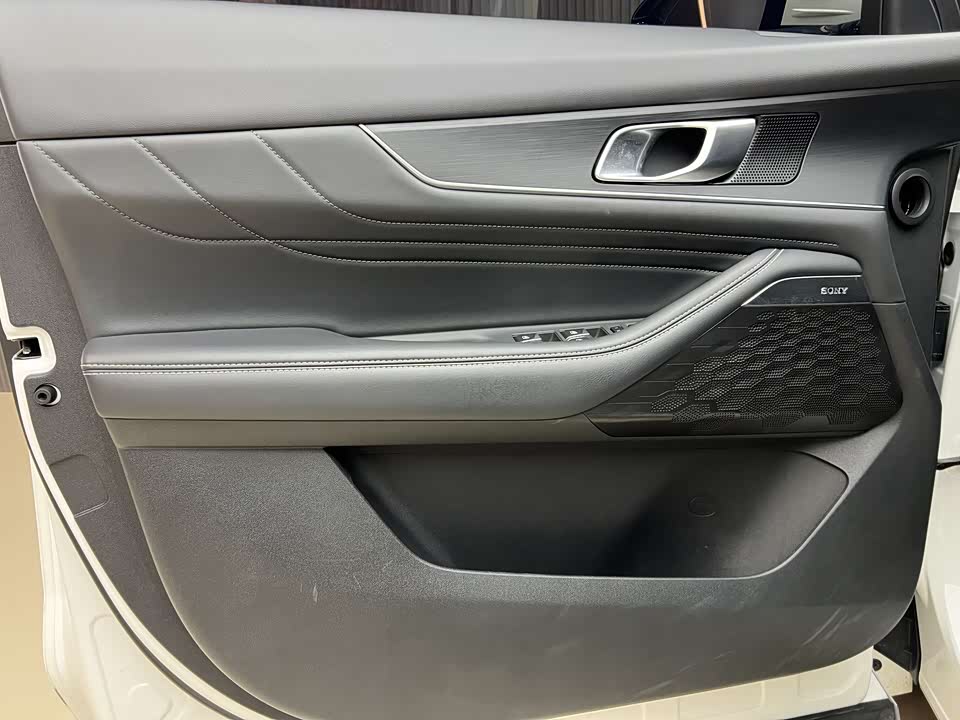 Changan UNI-K Smart iDD