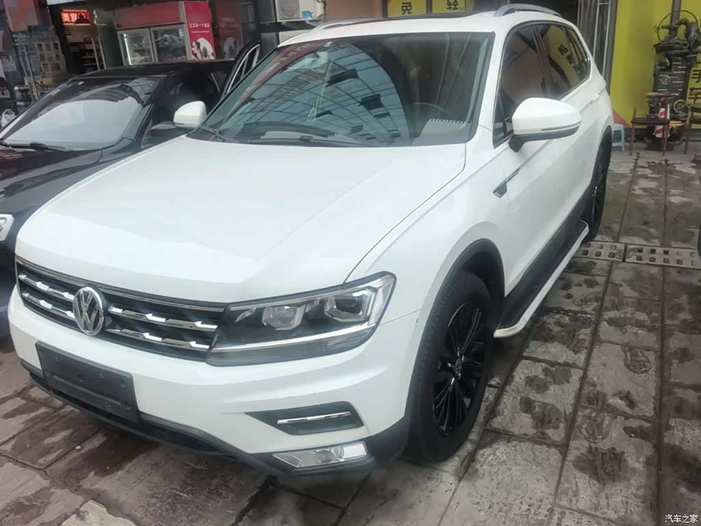 Volkswagen Tiguan L