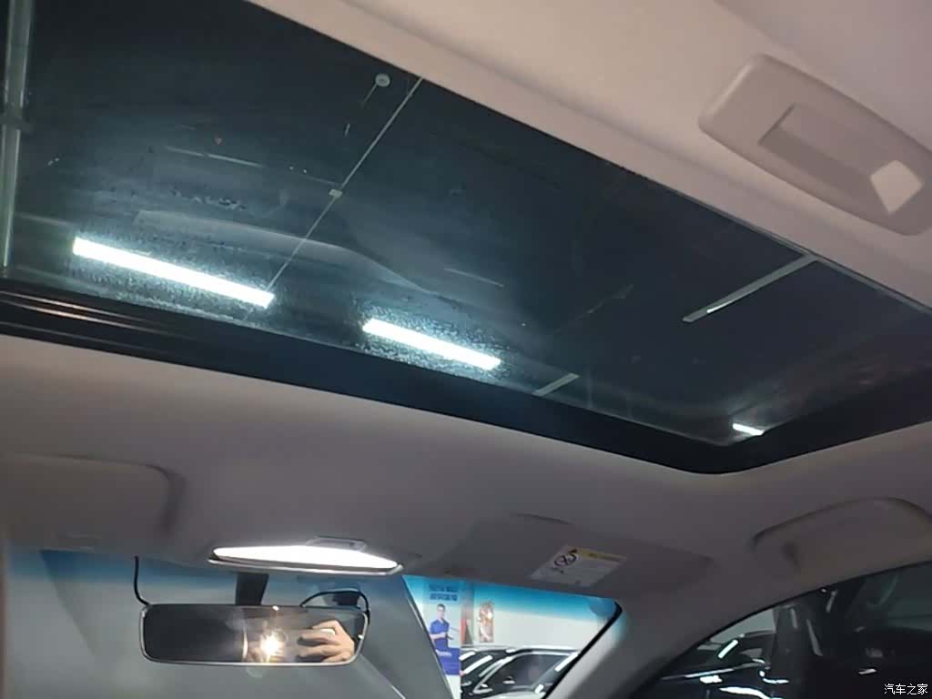 Geely Binray, 2023 18