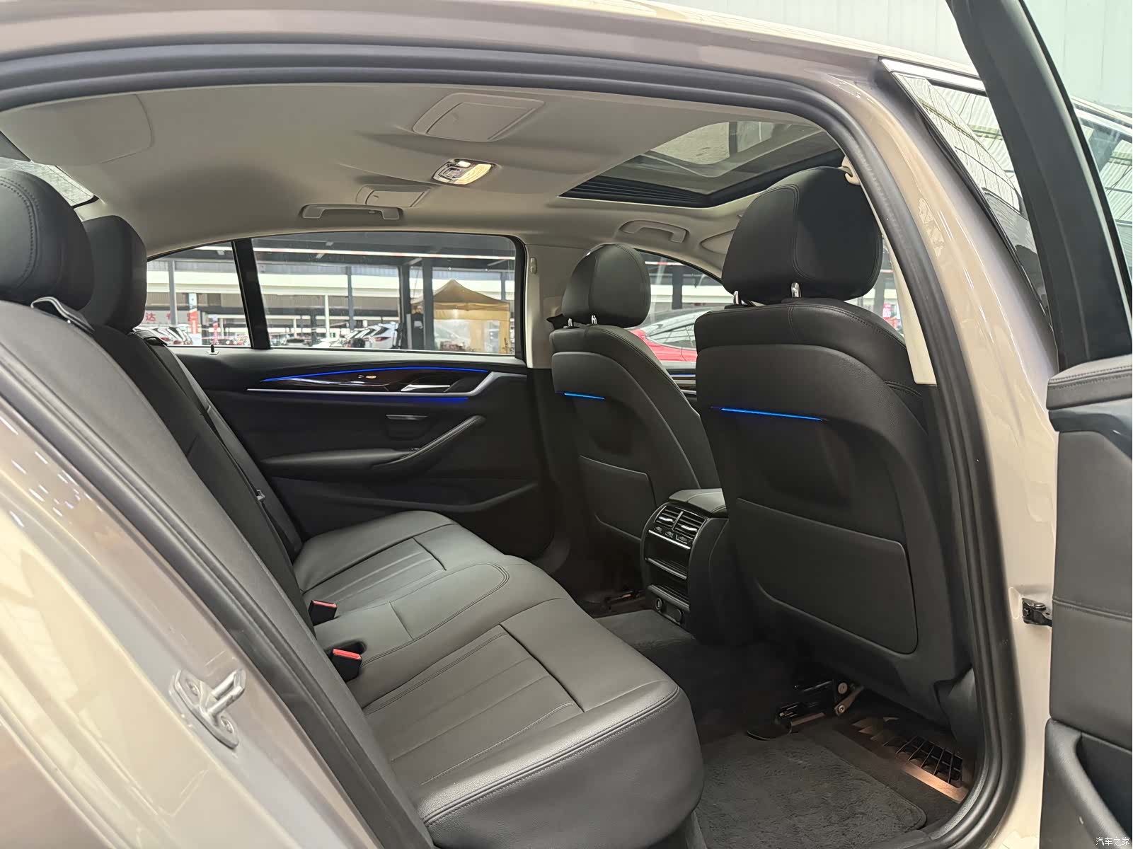 BMW 5 Series, 2018 16