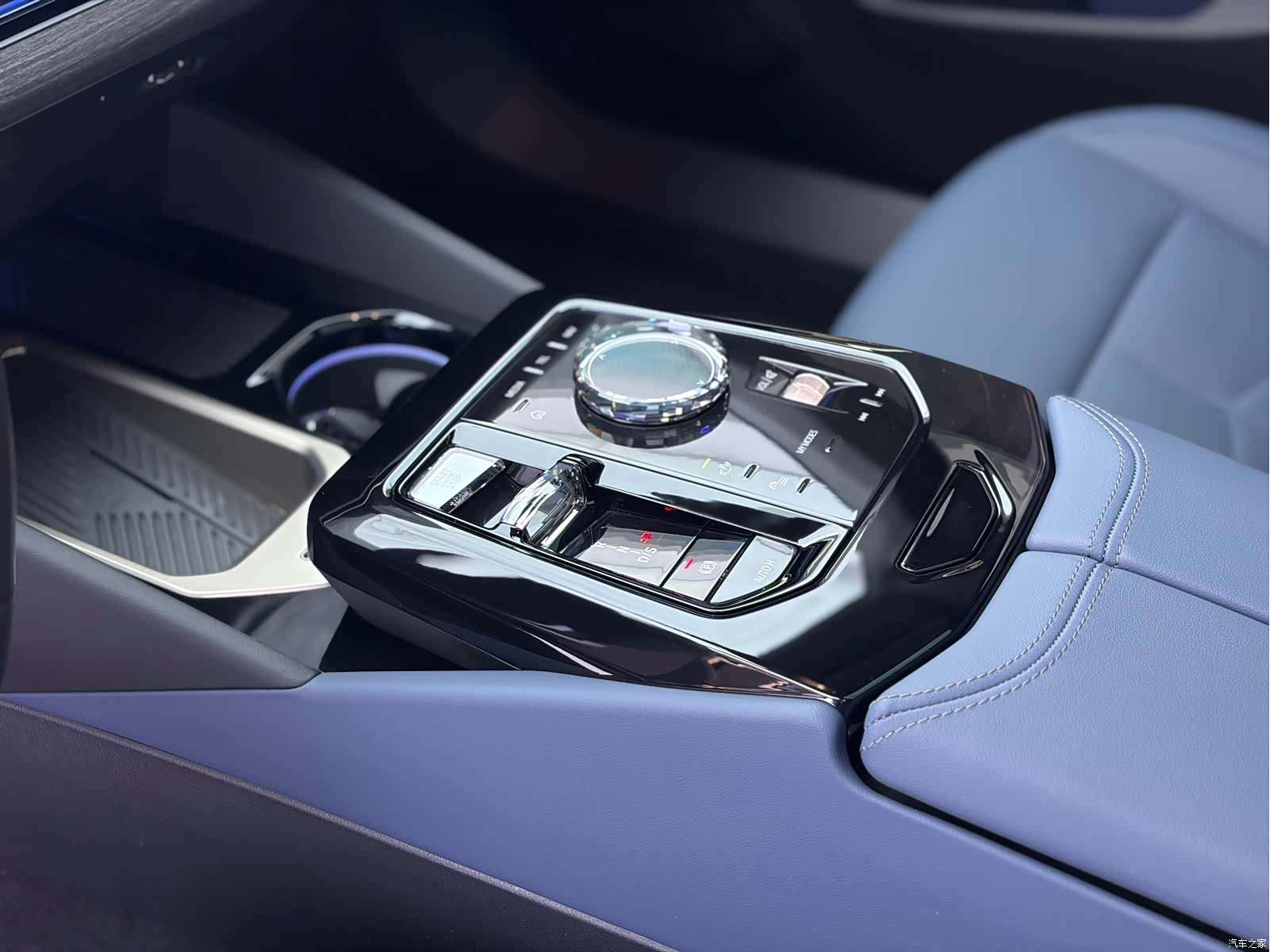 BMW 5 Series, 2024 9