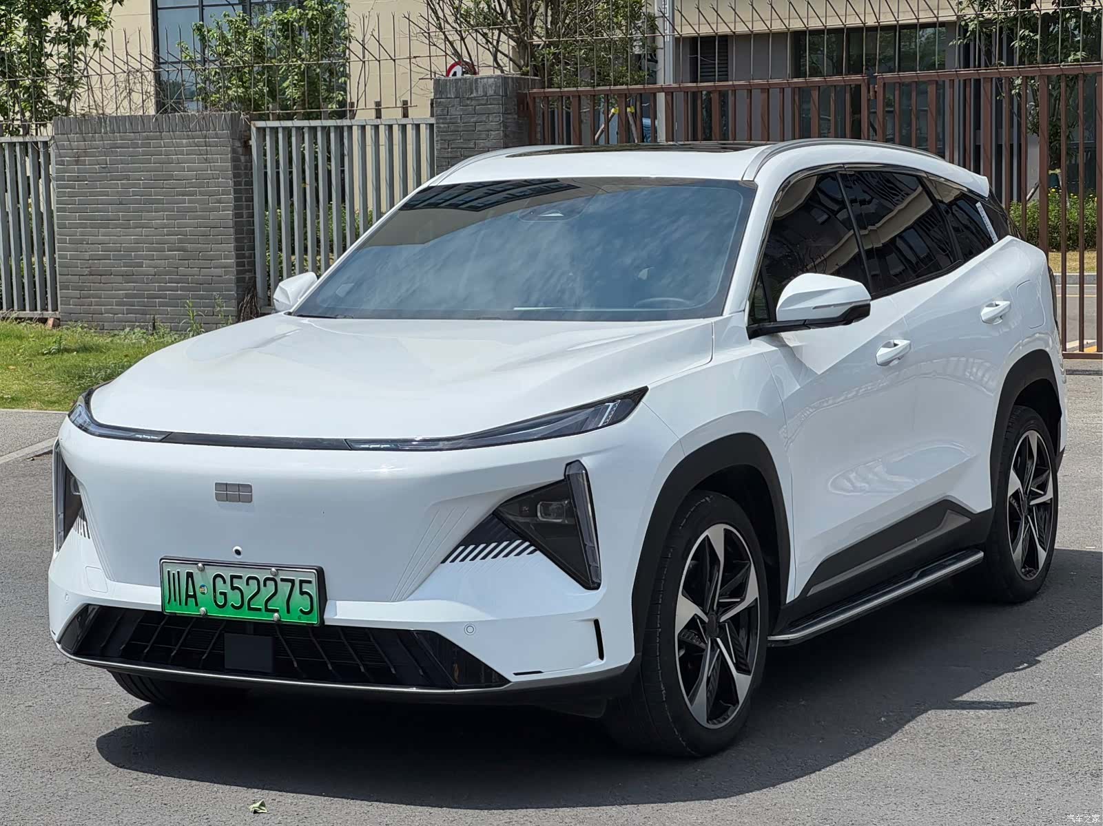 Geely Galaxy L7, 2024 10