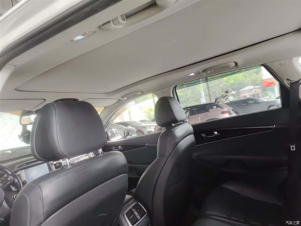 Kia L, 2015 14