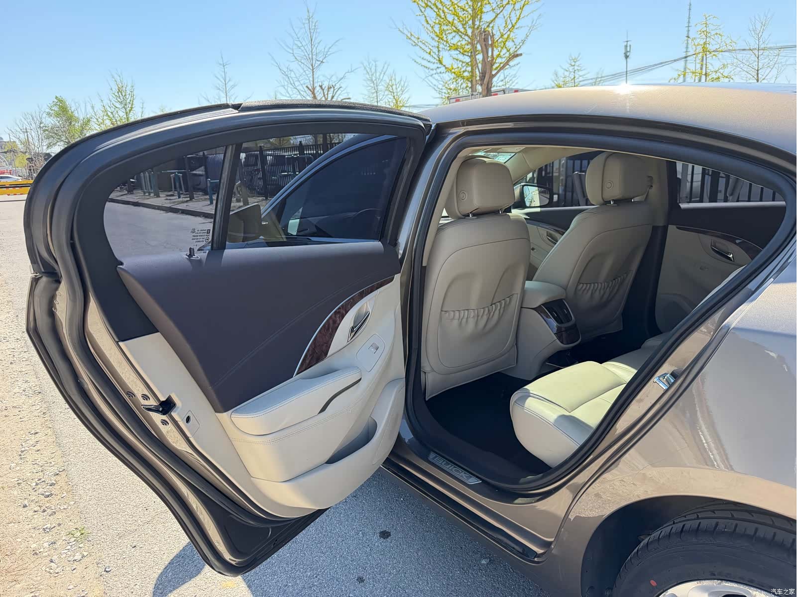 Buick LaCrosse, 2014 13