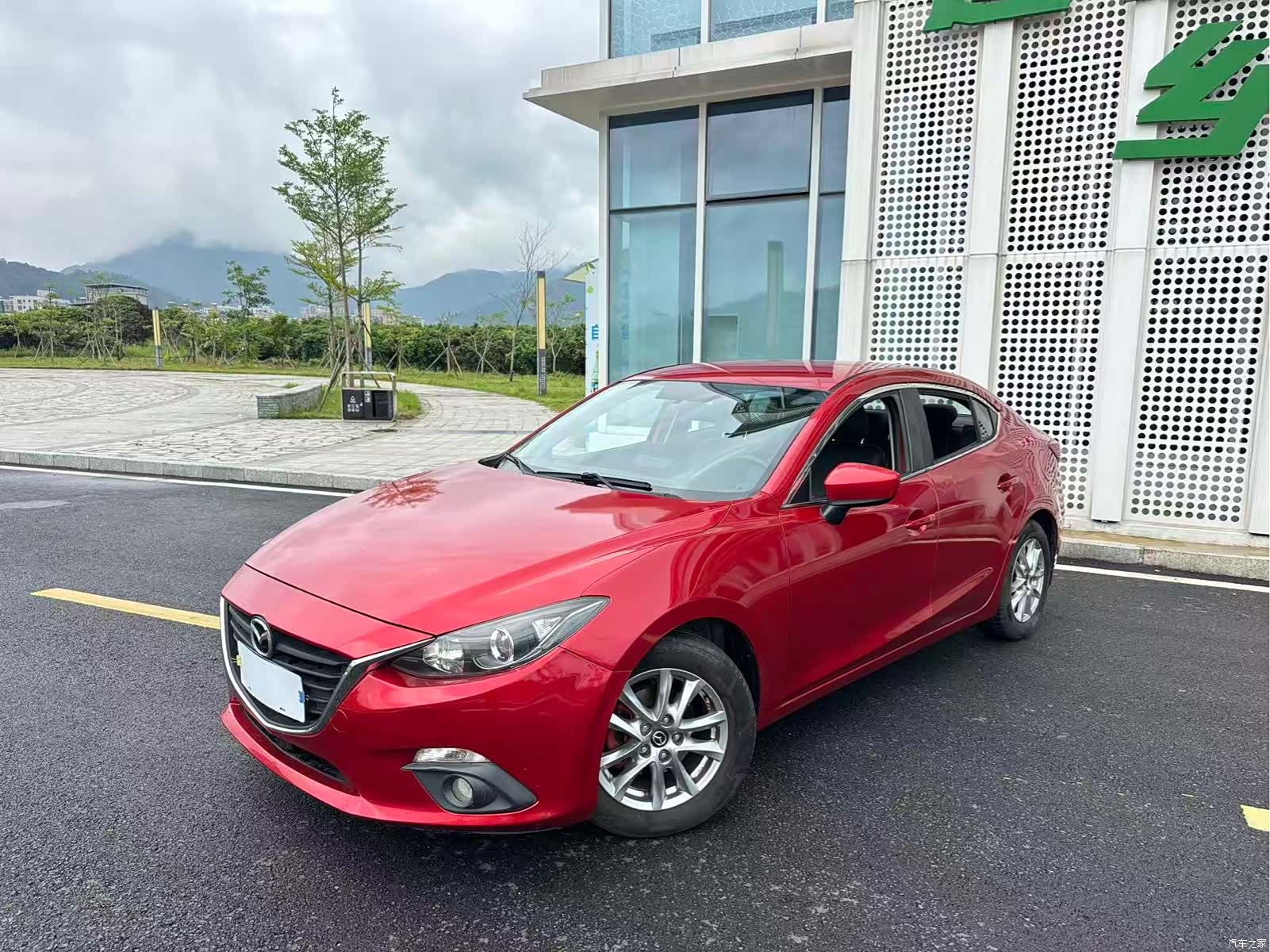 Mazda Mazda3, 2016 1