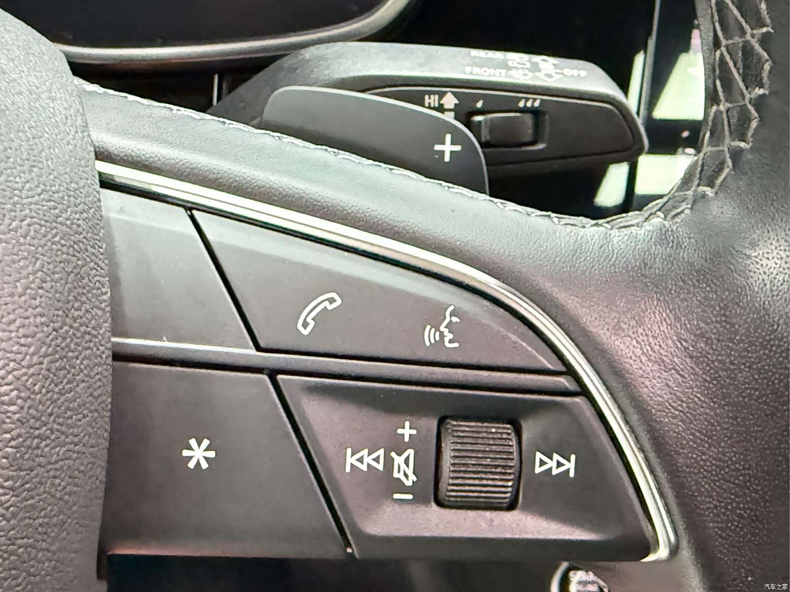 Audi Q3, 2022 13