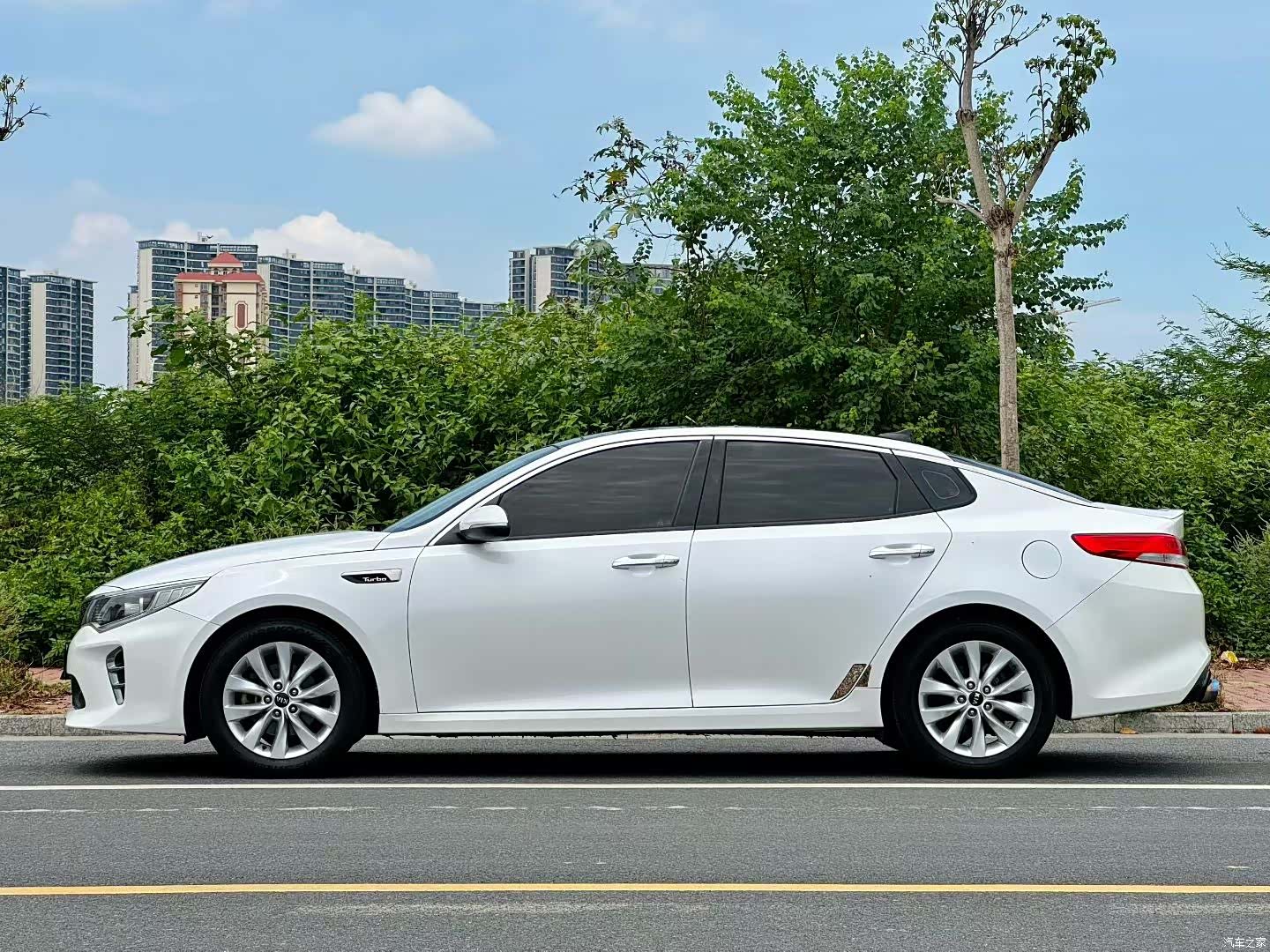 Kia K5, 2016 2