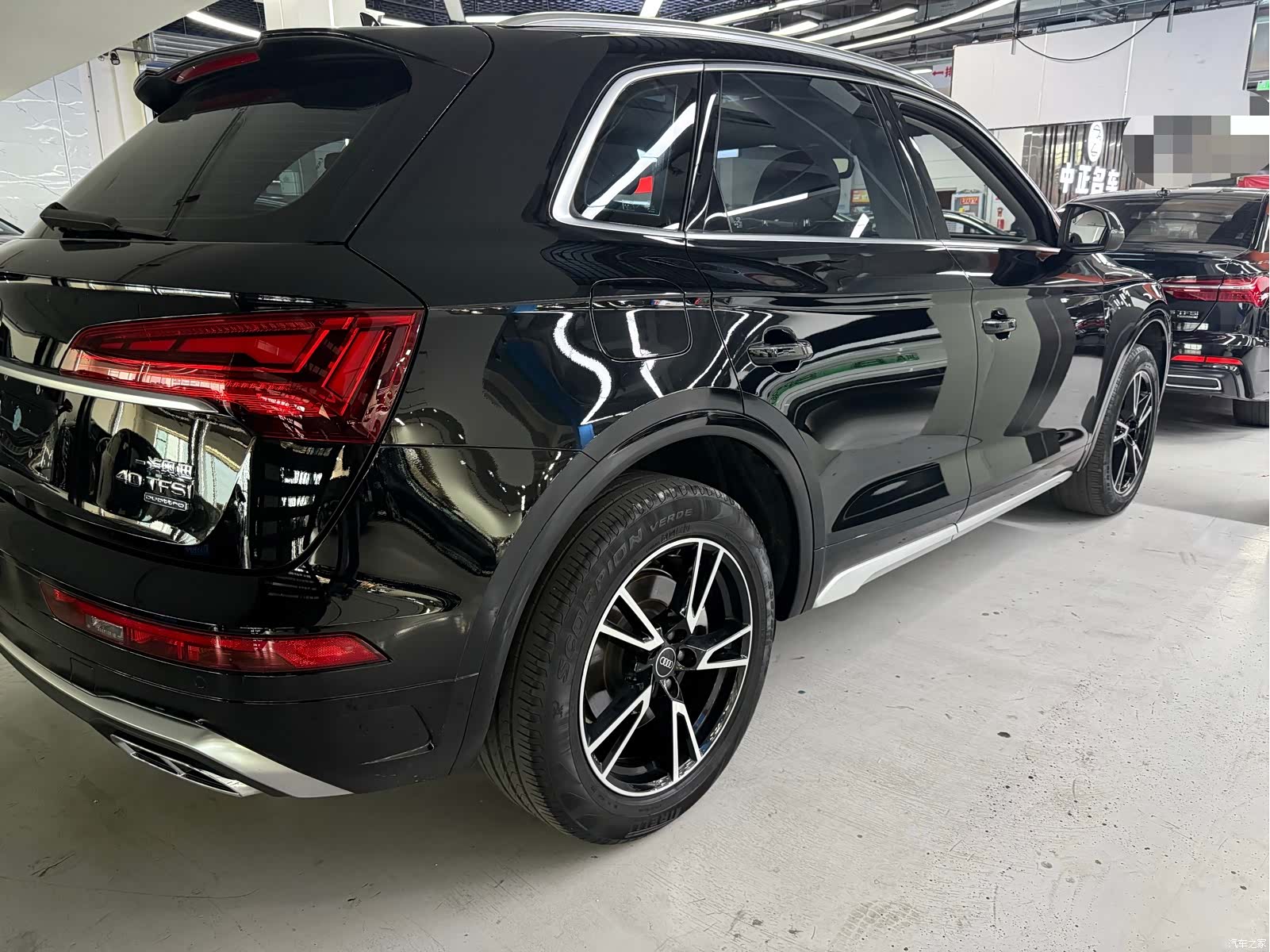 Audi Q5L, 2024 11