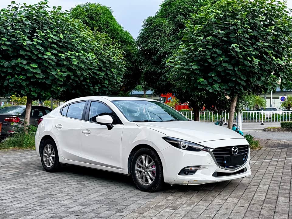 Mazda 3 Angkesaila