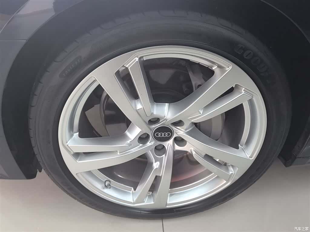 Audi A7L, 2023 23