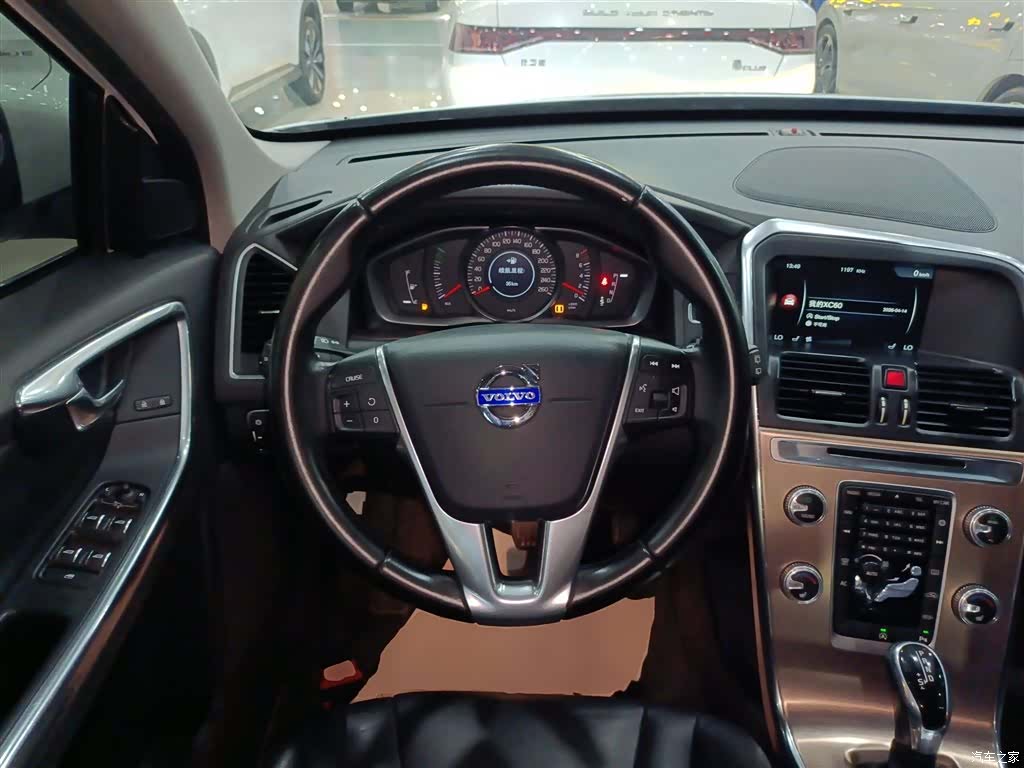 Volvo XC60, 2016 11