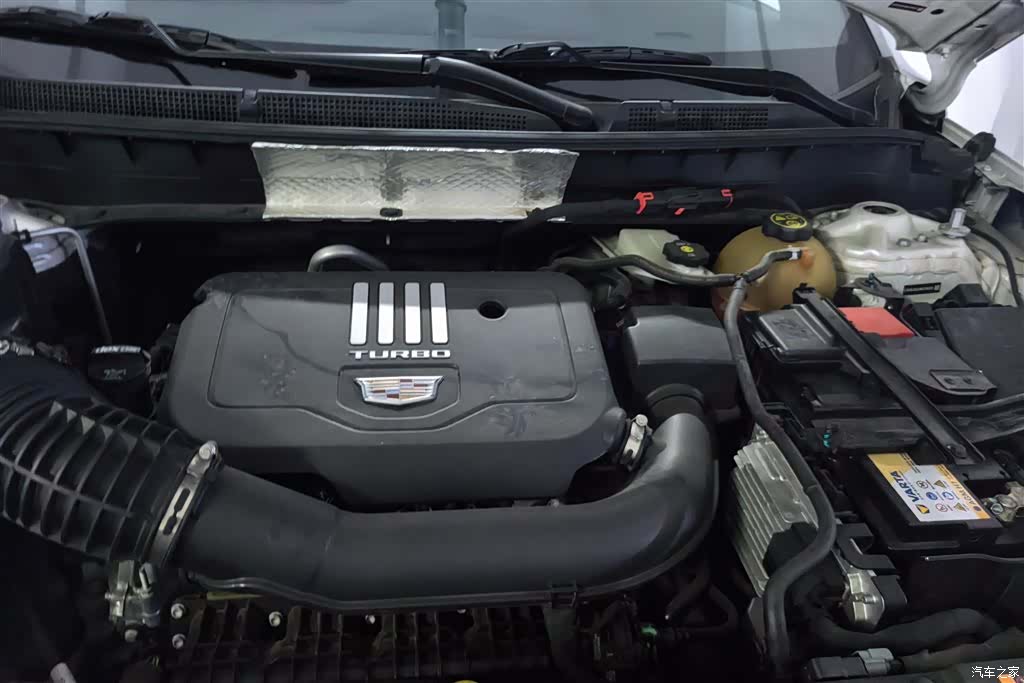 Cadillac XT6, 2021 10