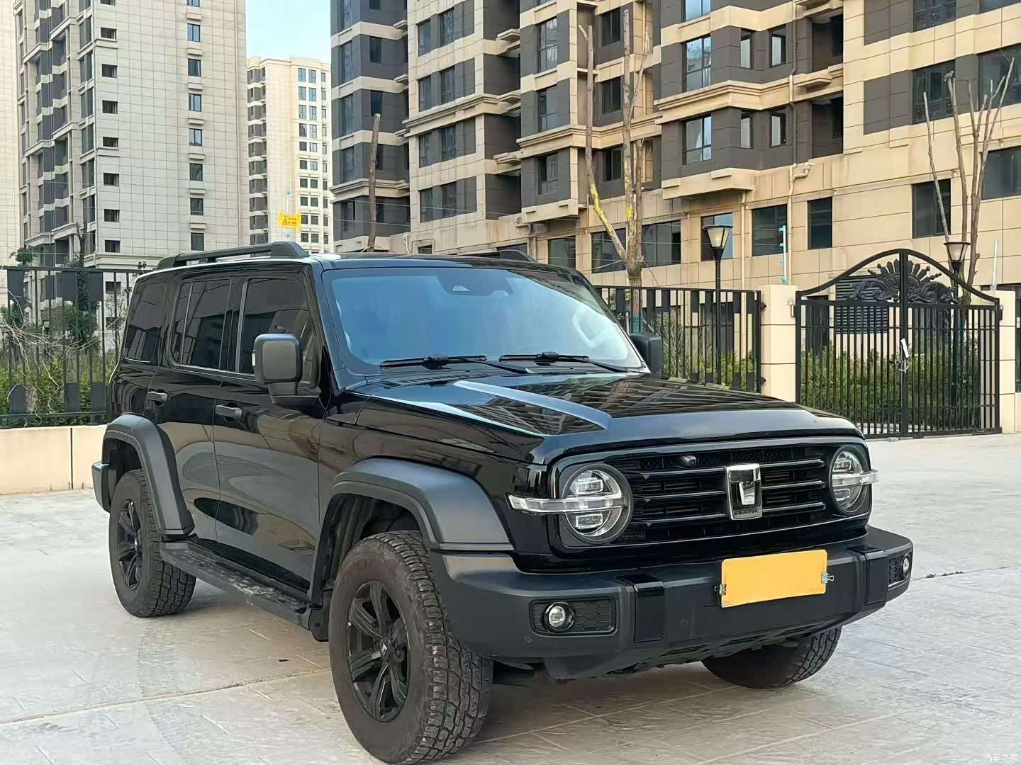 Tank 300