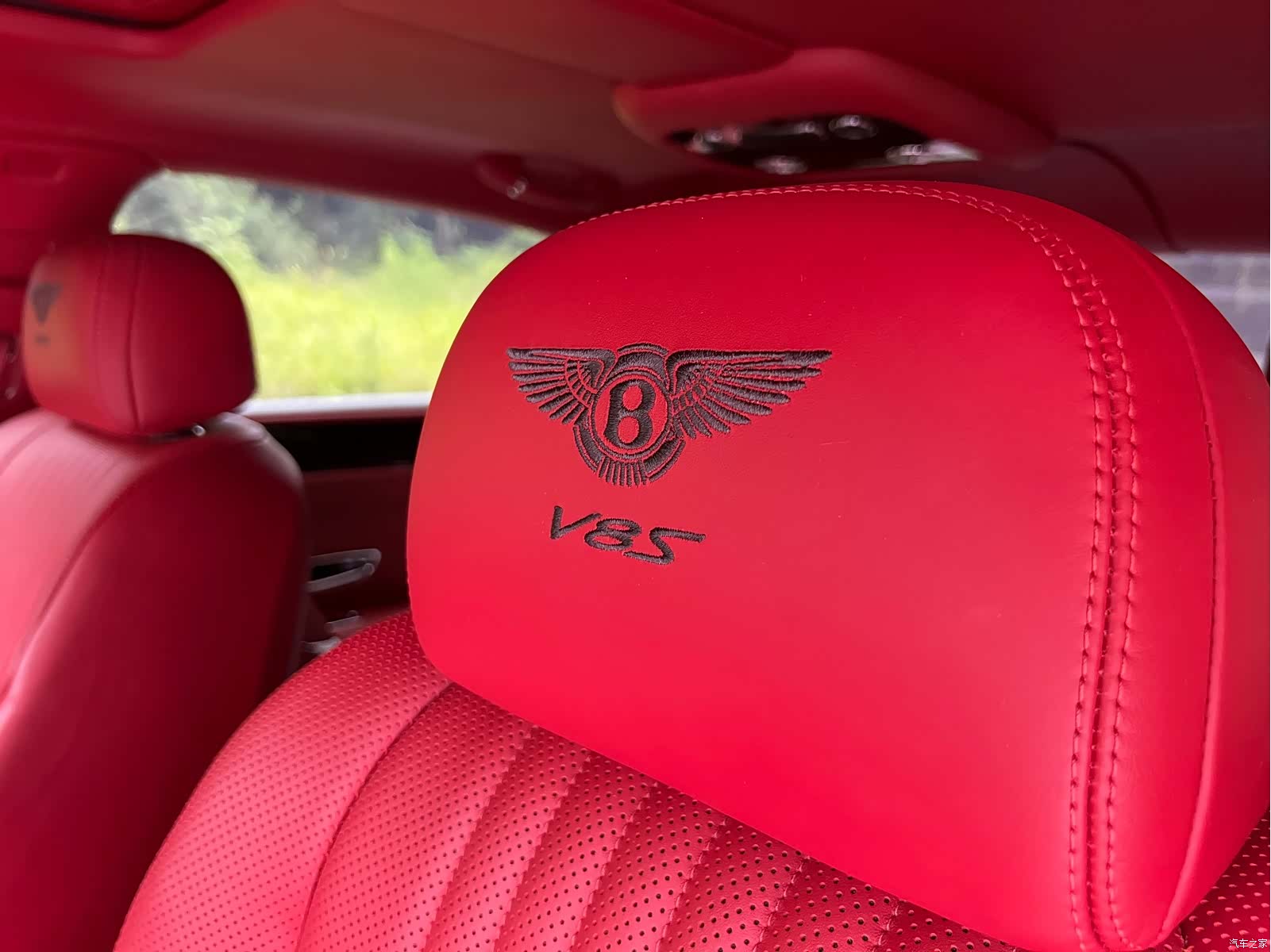 Bentley Flying Spur, 2018 11