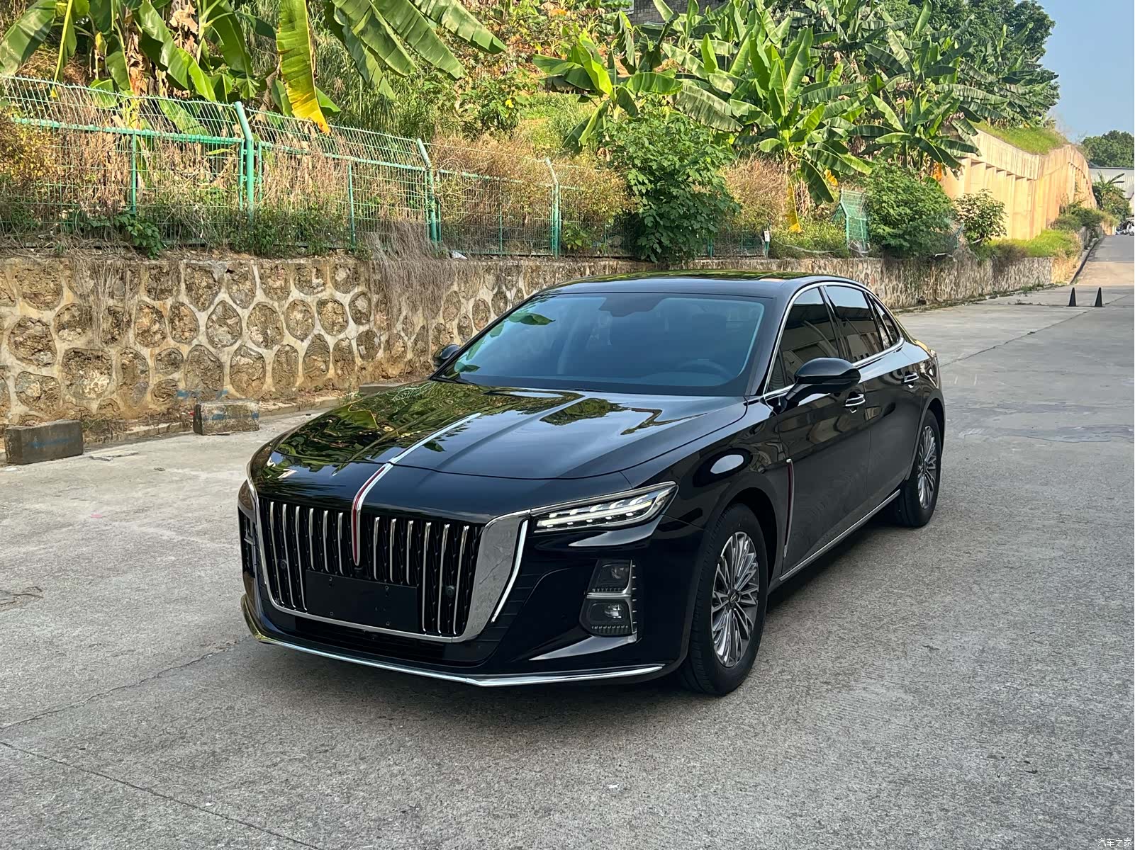 Hongqi H5, 2024 1