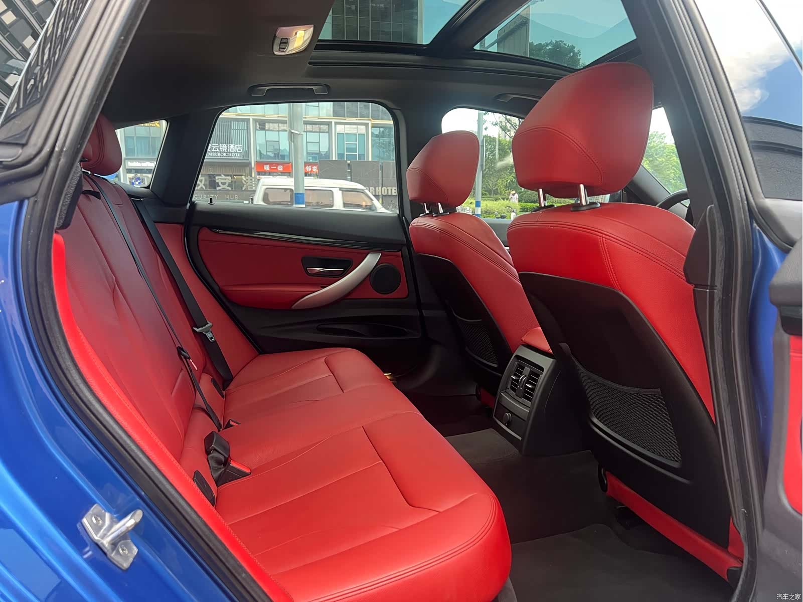 BMW 3 Series, 2016 13