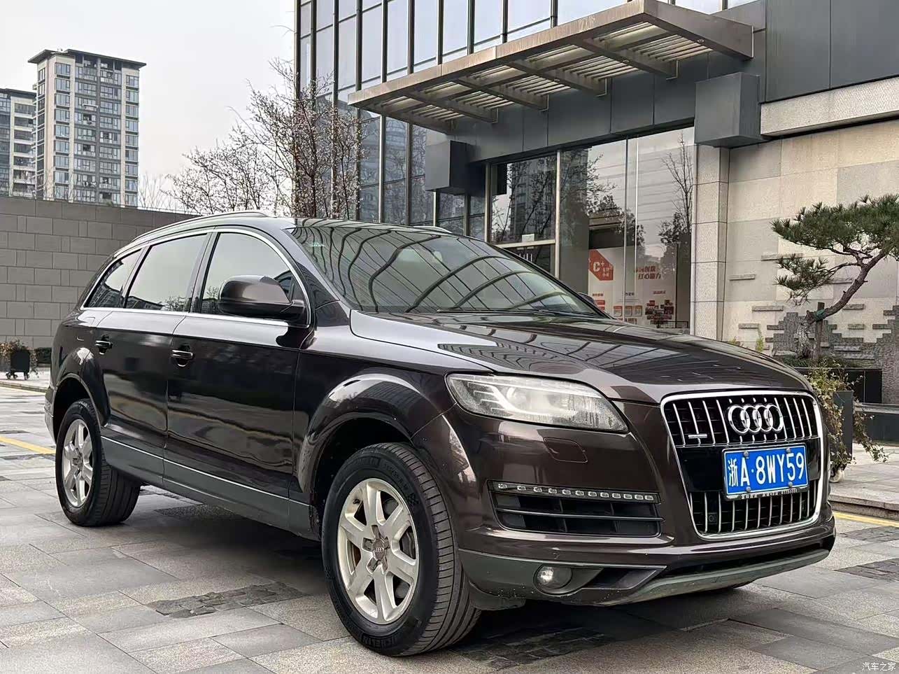 Audi Q7, 2013 3