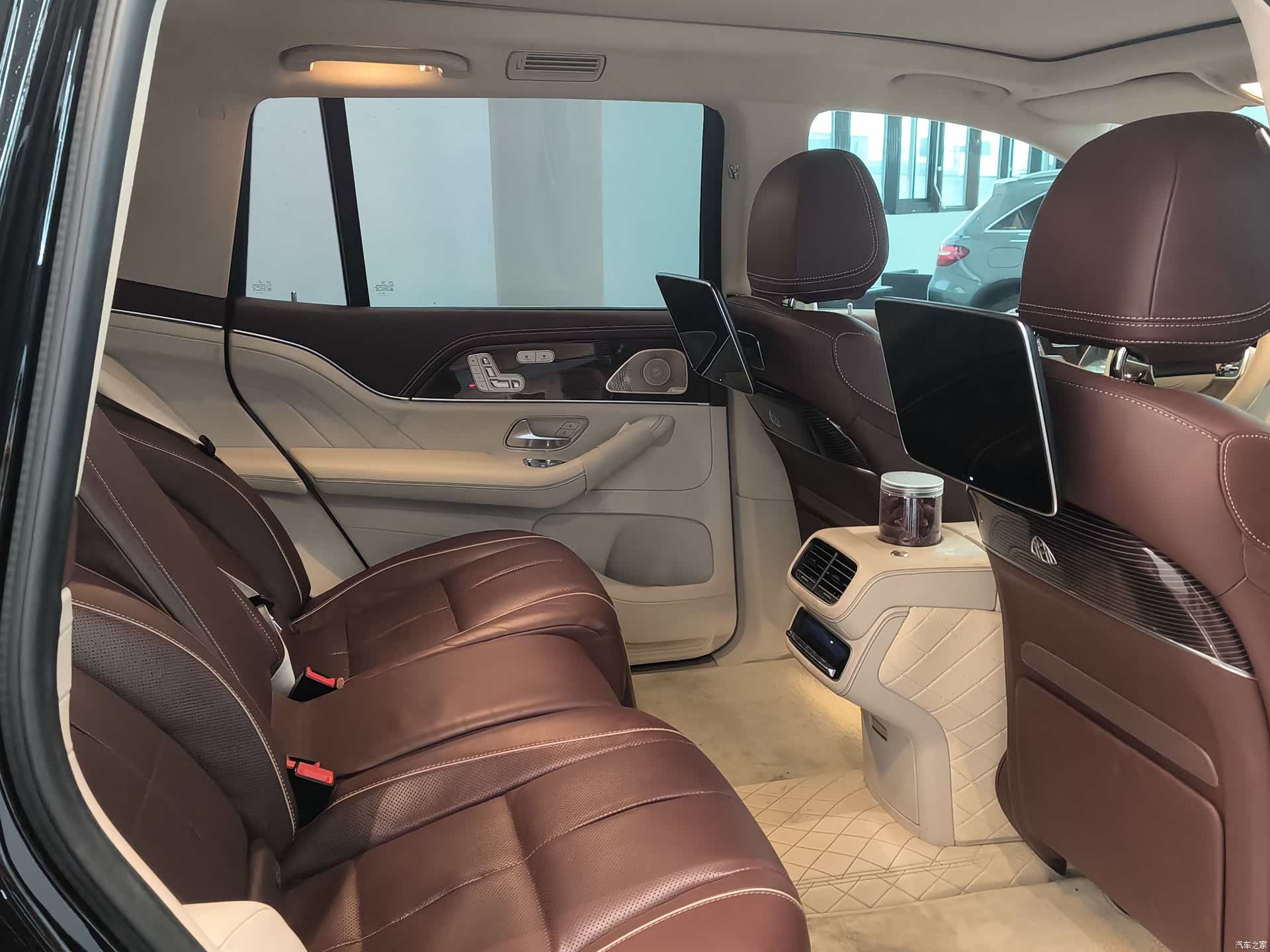 Maybach GLS, 2022 18