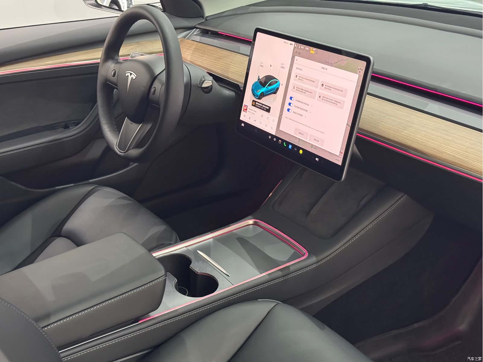 Tesla Model 3, 2022 4
