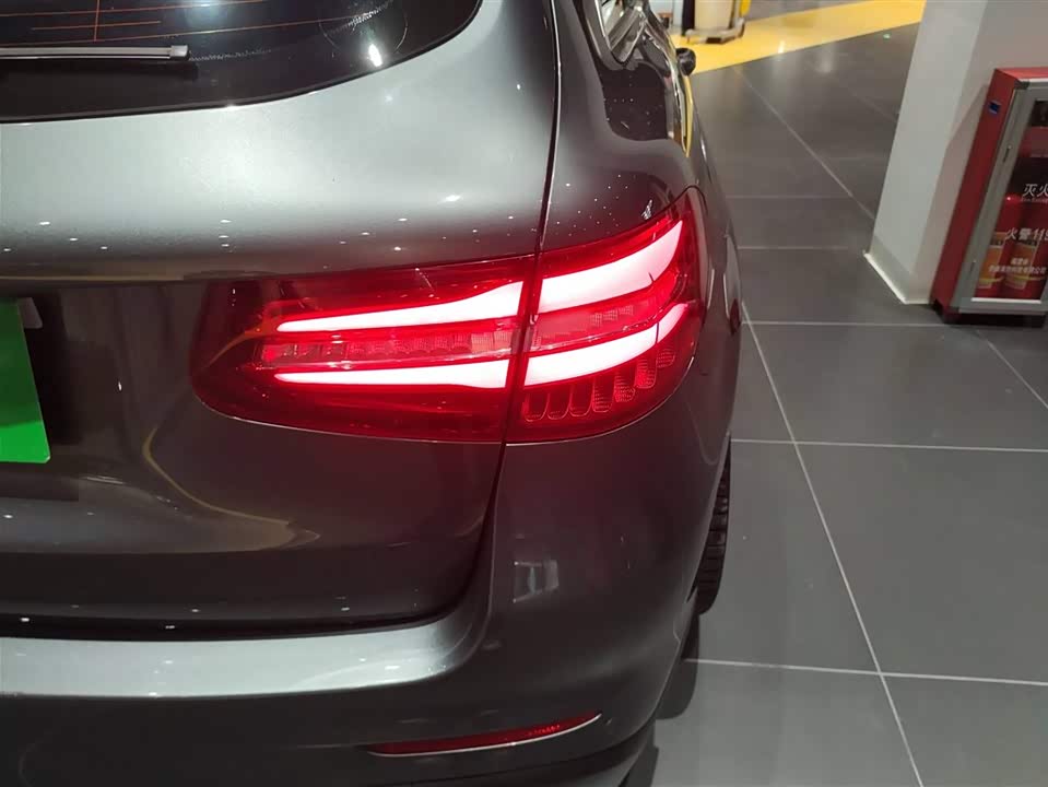 Mercedes-Benz GLC Mercedes-Benz GLC