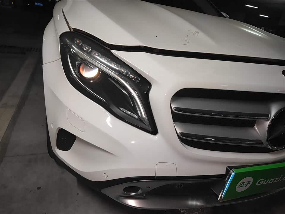 Mercedes-Benz GLA