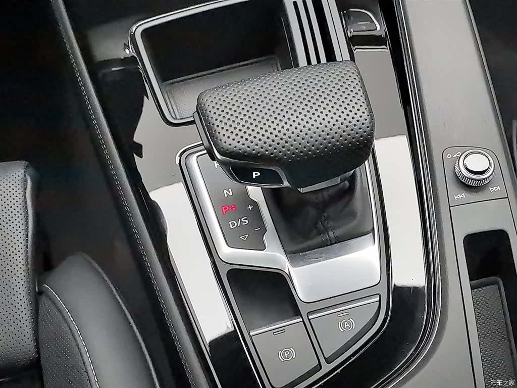 Audi A4L, 2024 13