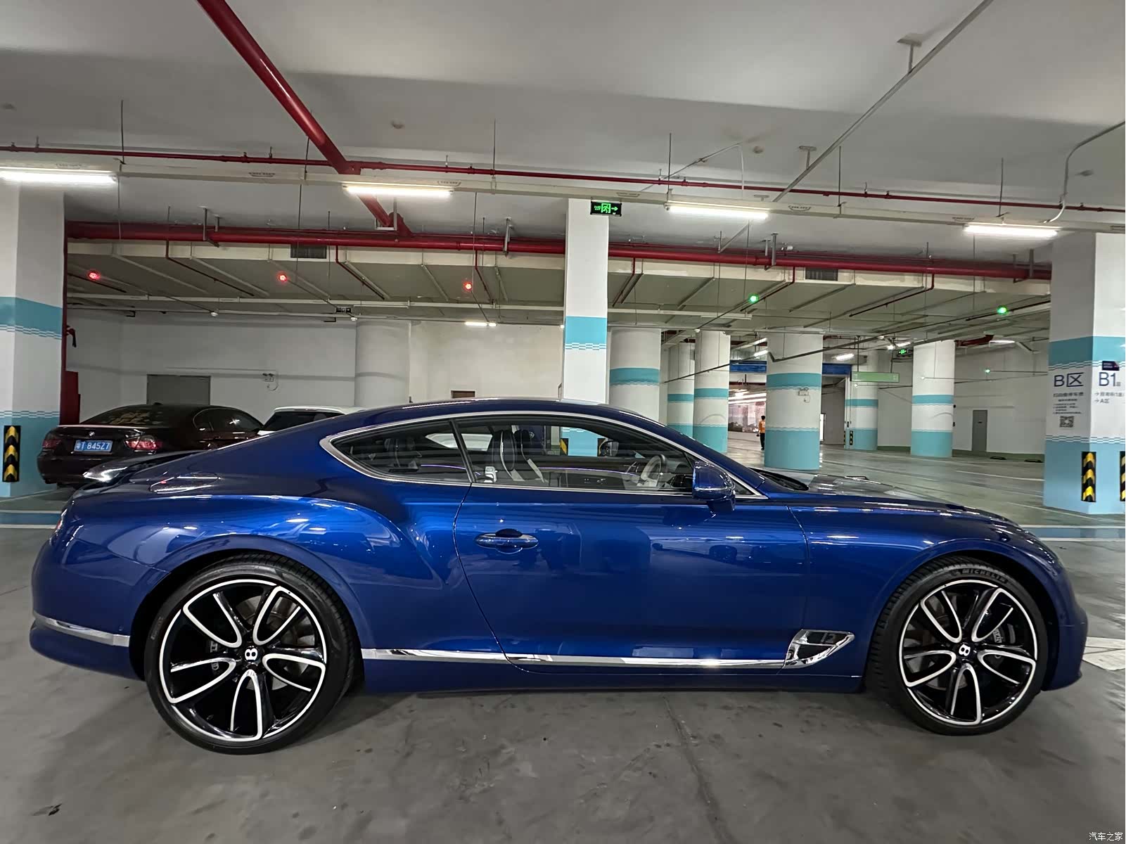 Bentley Continental GT, 2018 6