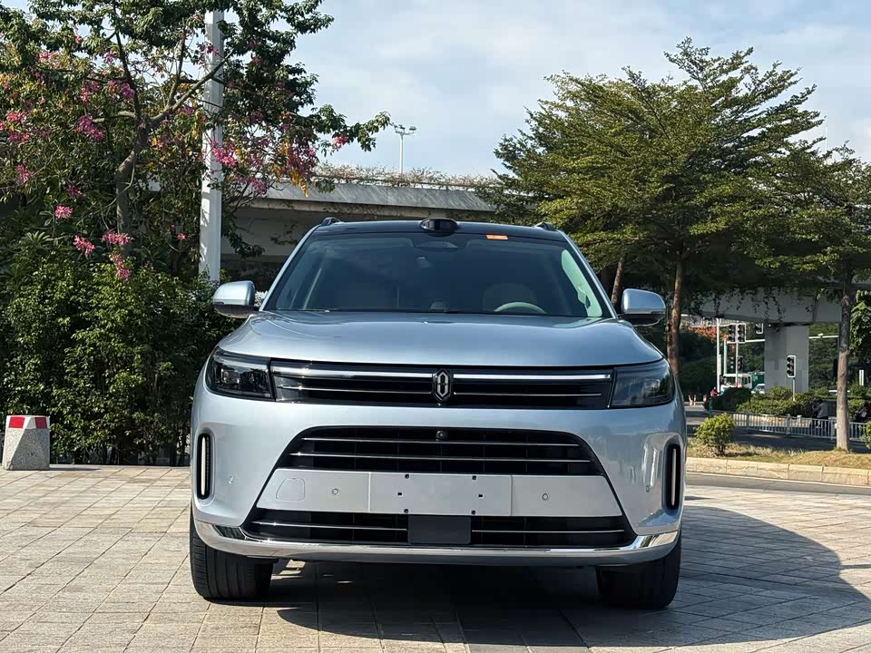 AITO Ask the world M7