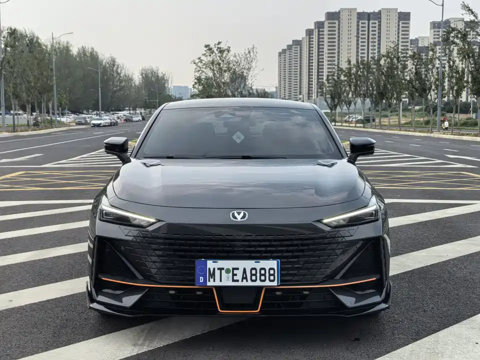 Changan UNI-V