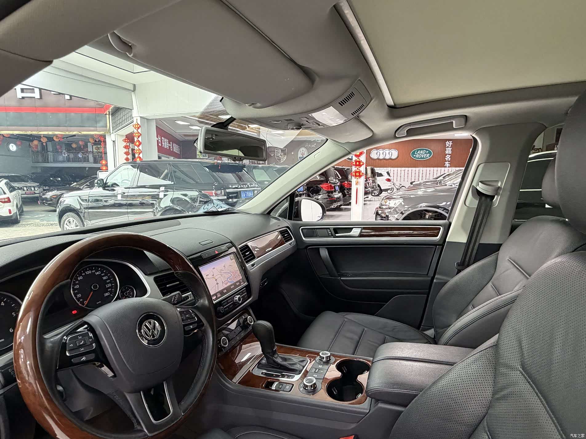 Volkswagen Touareg, 2015 21