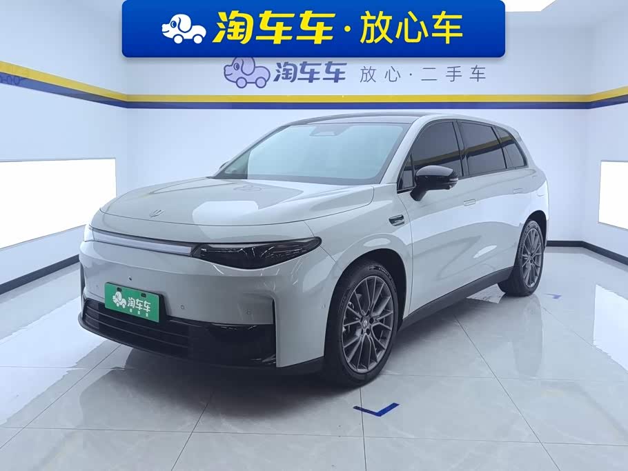 Leapmotor C10