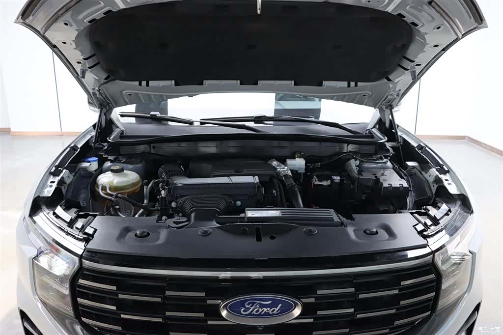 Ford Edge L, 2023 30