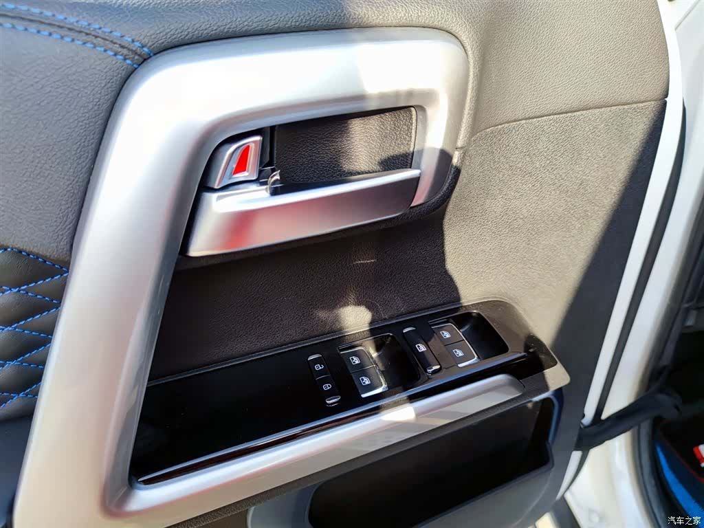 BAIC BJ40, 2025 15