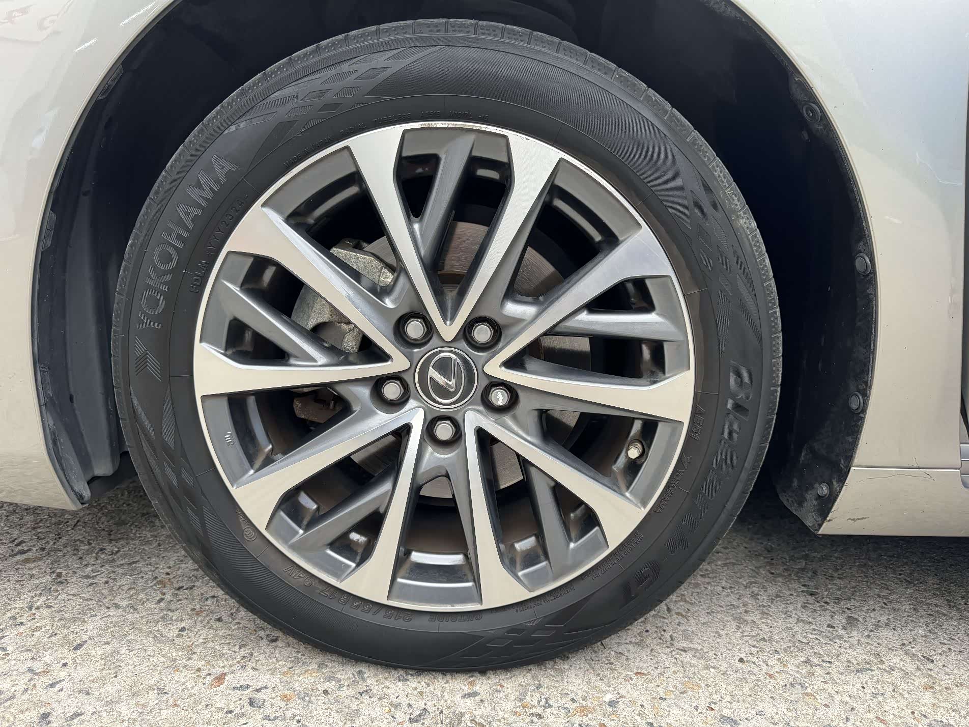 Lexus ES, 2024 15
