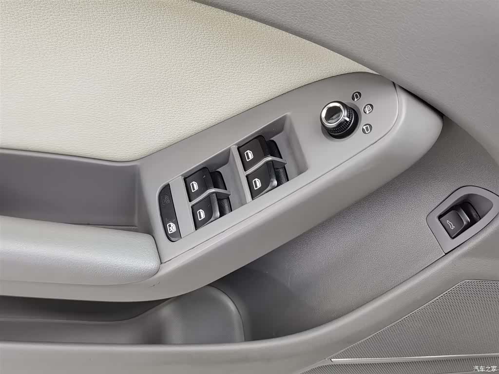 Audi A4L, 2011 9