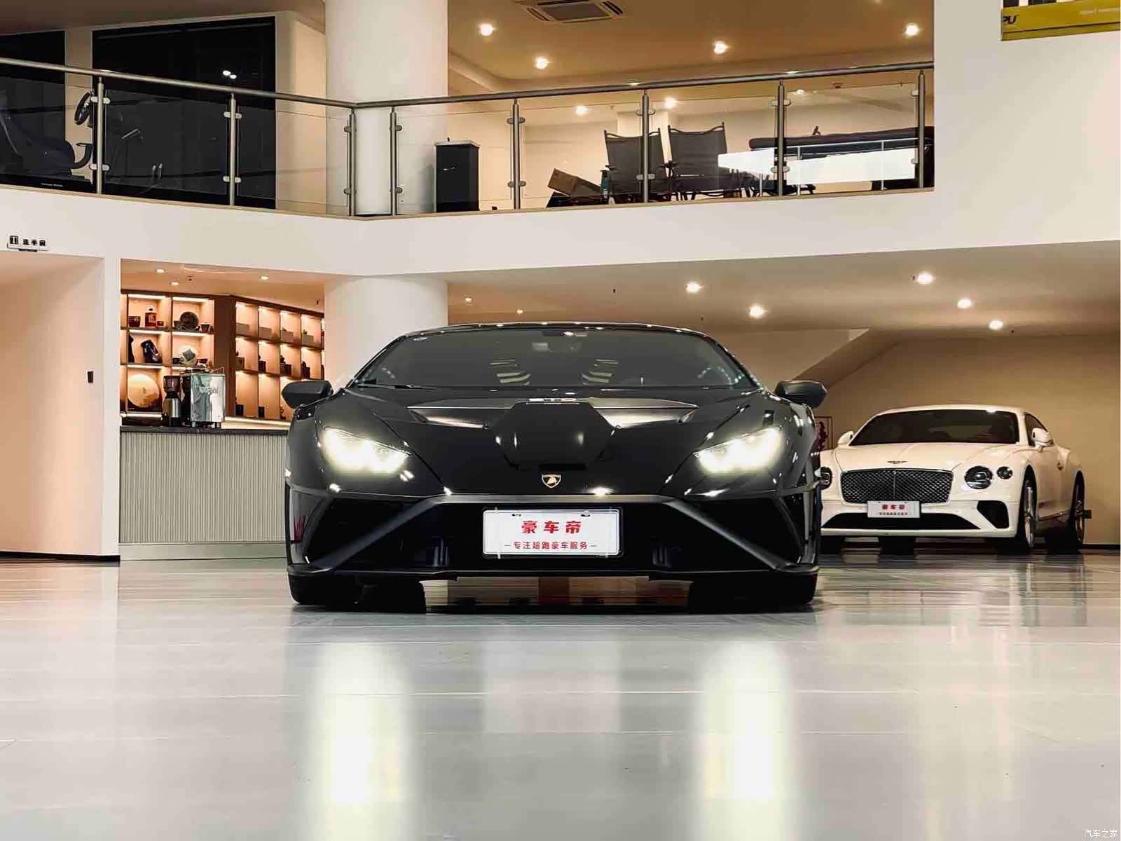Lamborghini Huracán, 2023 10