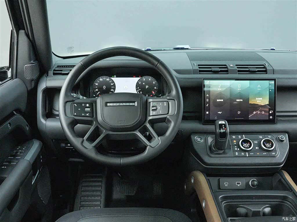 Land Rover Defender, 2024 17
