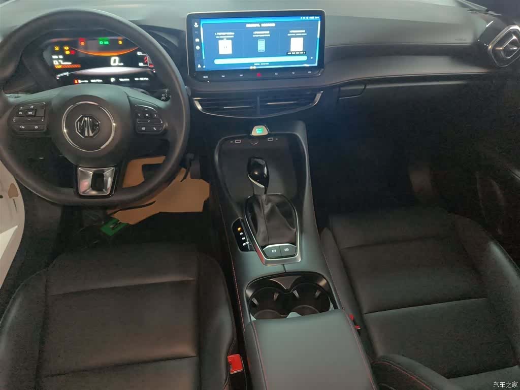 MG MG5, 2025 10
