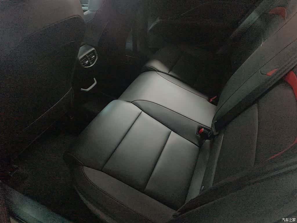 MG MG5, 2025 17